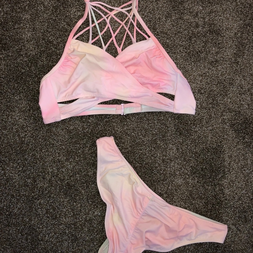 Victoria Secret Pink swim set